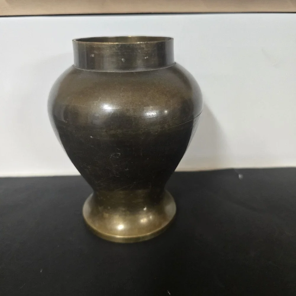 Vintage Solid Brass Urn Vase Made in India Decorative Metal‎ Bud Vase Patina